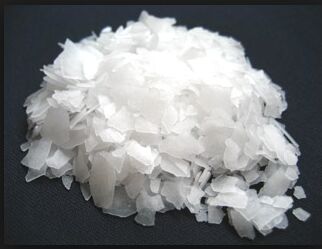 塩化マグネシウム（白色フレーク）
